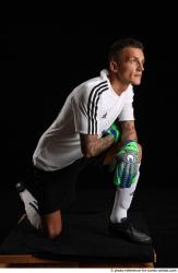 Claudio KNEELING PLAYER